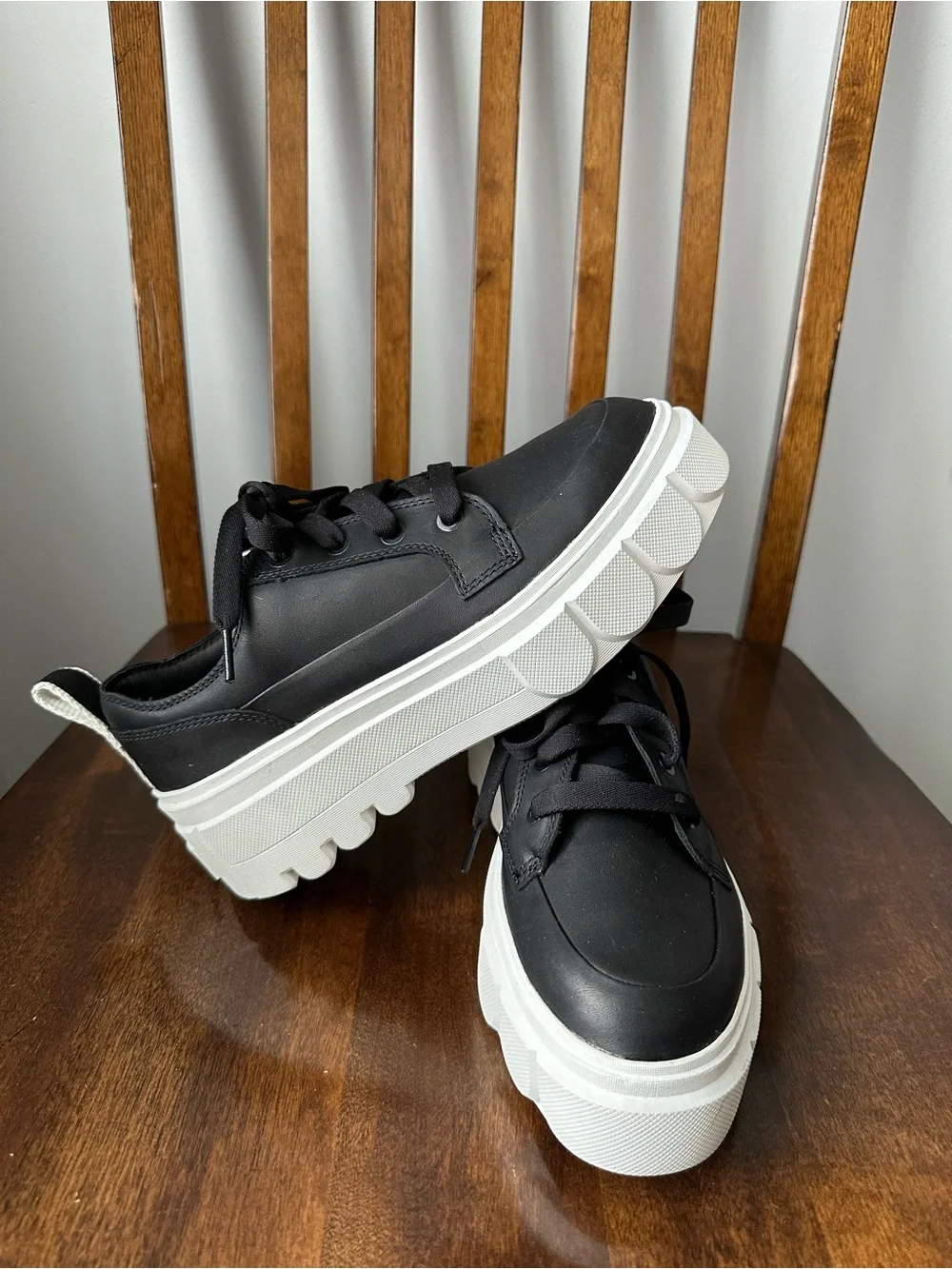 SOREL CARIBOU X Women's waterproof shoe 8M NWOB